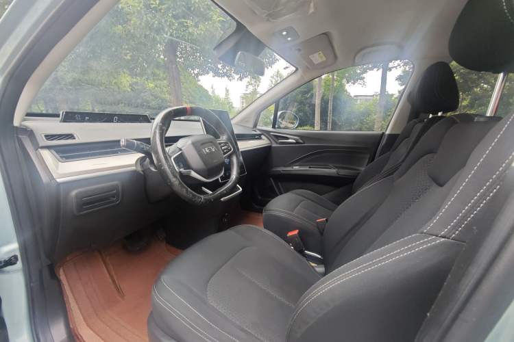 Used NETA V 2022 Standard Range Industry Custom Edition Interior 3