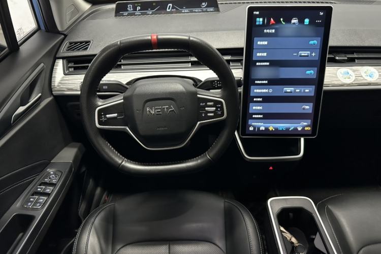 Used NETA V 2022 Chao 400 Lite Interior 4