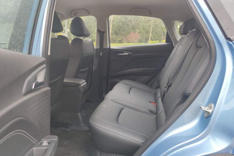Used NETA V 2022 Chao 400 Lite Interior 6