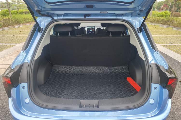 Used NETA V 2022 Chao 400 Lite Interior 8