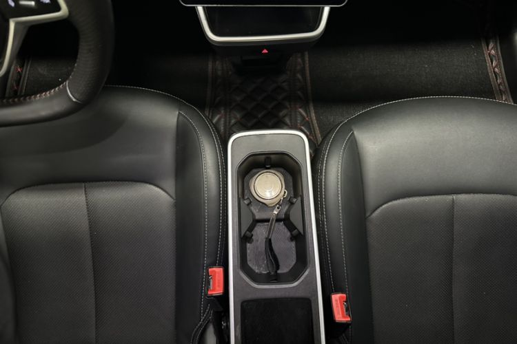 Used NETA V 2022 Chao 400 Lite Interior 8