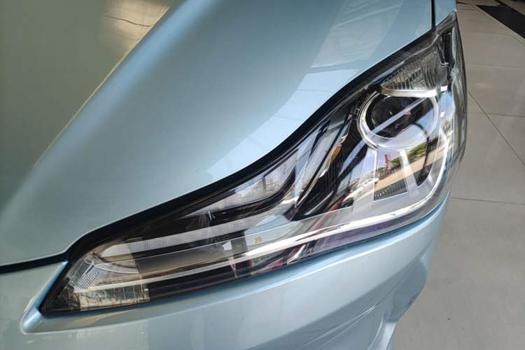 Used NETA V 2022 Chao 300 Industry Custom Edition Left Front Headlight