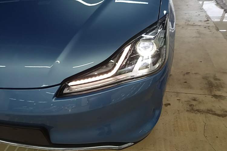 Used NETA V 2022 Chao 400 Lite Left Front Headlight