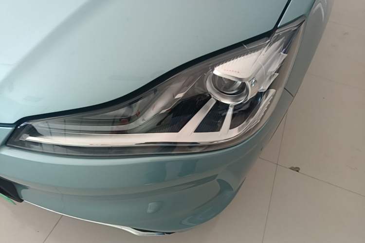 Used NETA V 2022 Chao 400 Lite Left Front Headlight