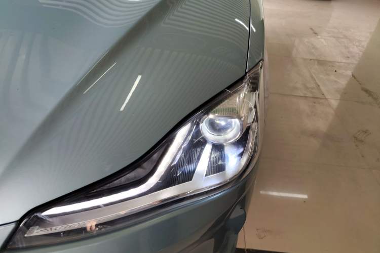 Used NETA V 2022 Long-Range Industry Custom Edition Left Front Headlight