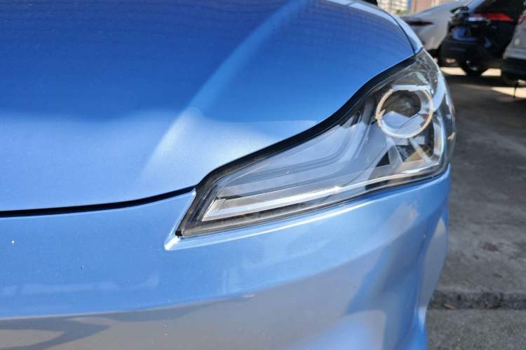 Used NETA V 2022 Chao 400 Left Front Headlight