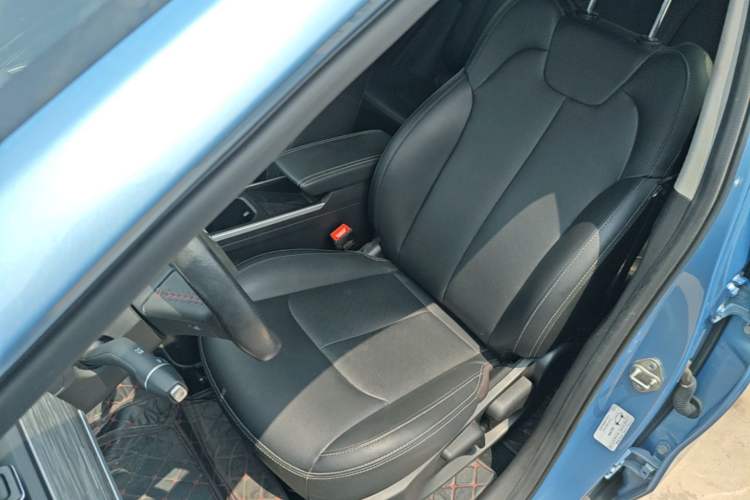 Used NETA V 2022 Chao 400 Lite Left Front Seat