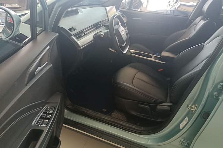 Used NETA V 2022 Chao 400 Lite Left Front Seat