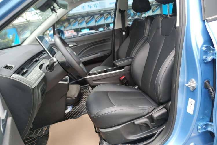 Used NETA V 2022 Chao 400 Lite Left Front Seat