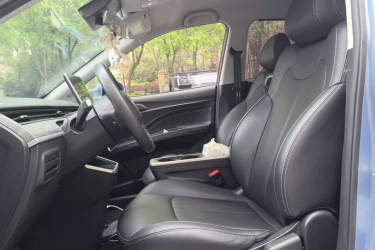 Used NETA V 2022 Chao 300 Lite Ternary Lithium Left Front Seat