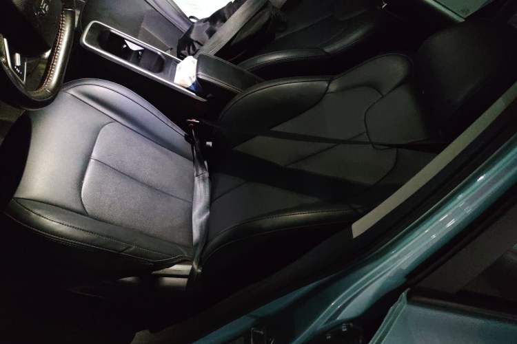 Used NETA V 2022 Chao 400 Lite Left Front Seat