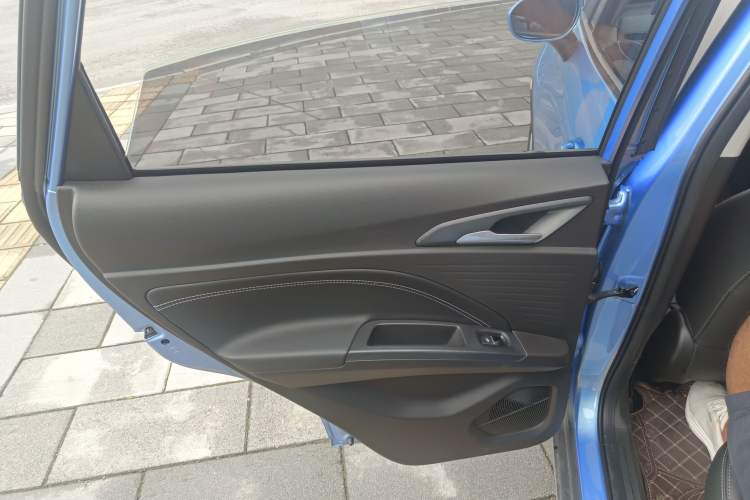 Used NETA V 2022 Chao 400 Lite Left Rear Door Interior