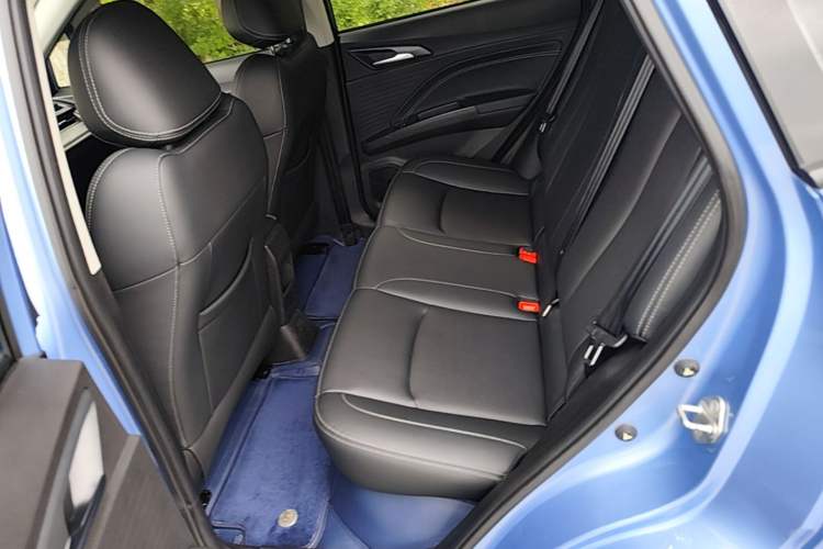 Used NETA V 2022 Chao 300 Lite Lithium Iron Phosphate Left Rear Seat