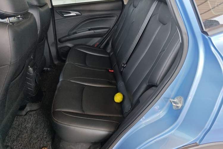 Used NETA V 2022 Chao 400 Left Rear Seat