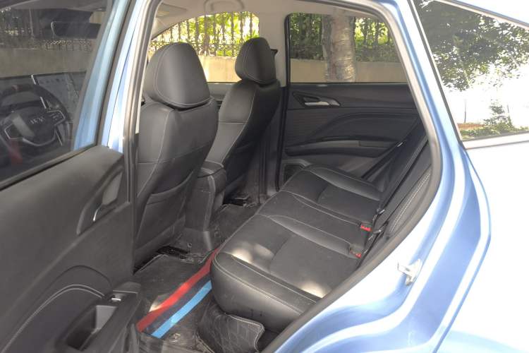 Used NETA V 2022 Chao 300 Lite Ternary Lithium Left Rear Seat