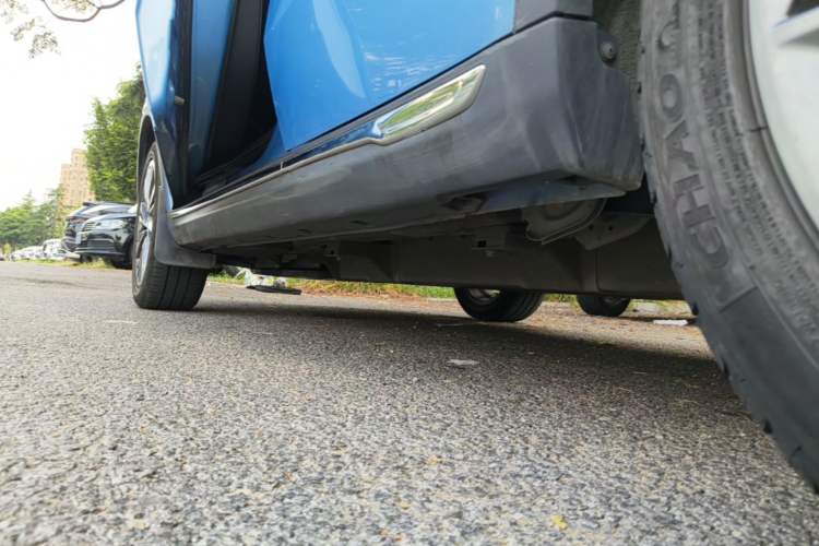 Used NETA V 2022 Chao 400 Lite Left Side Sill