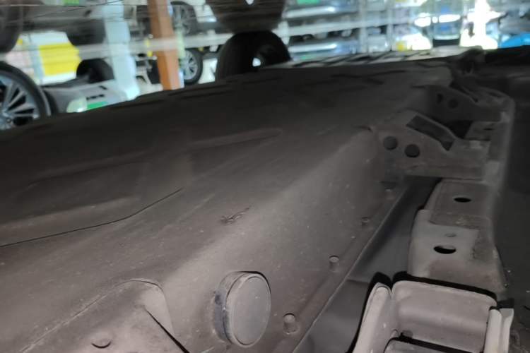 Used NETA V 2022 Chao 400 Lite Left Side Sill