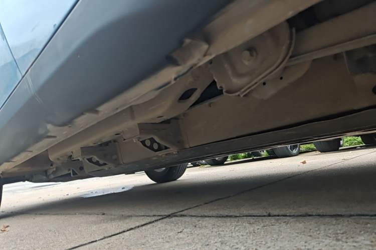 Used NETA V 2022 Chao 300 Lite Ternary Lithium Left Side Sill