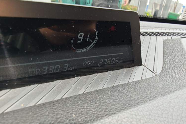 Used NETA V 2022 Chao 400 Lite Odometer Close Up