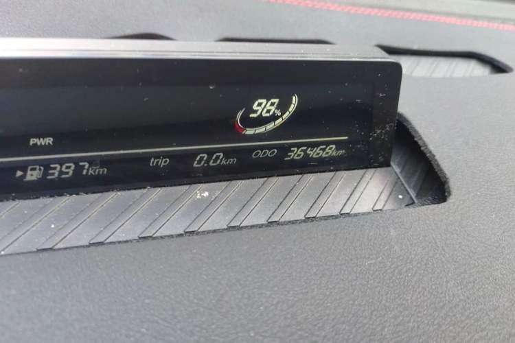 Used NETA V 2022 Chao 400 Lite Odometer Close Up