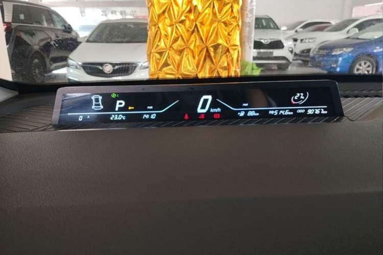 Used NETA V 2022 Chao 300 Lite Lithium Iron Phosphate Odometer Close Up