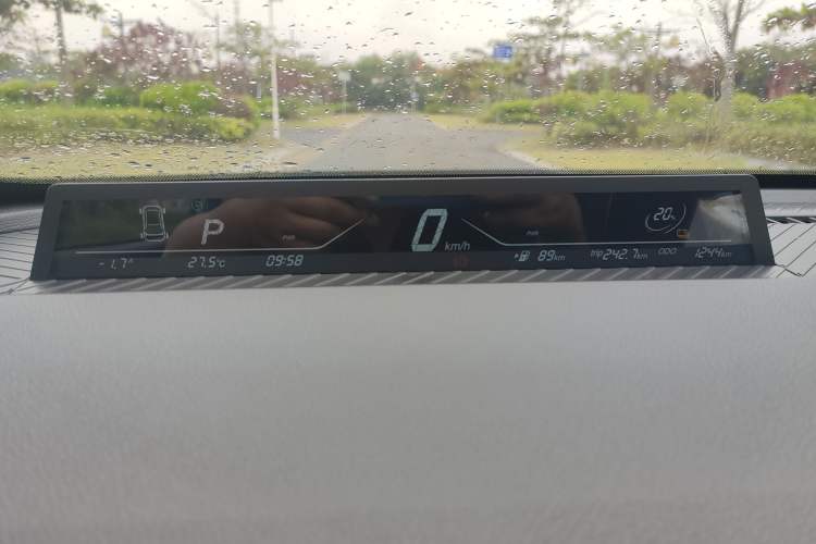 Used NETA V 2022 Chao 400 Lite Odometer Close Up