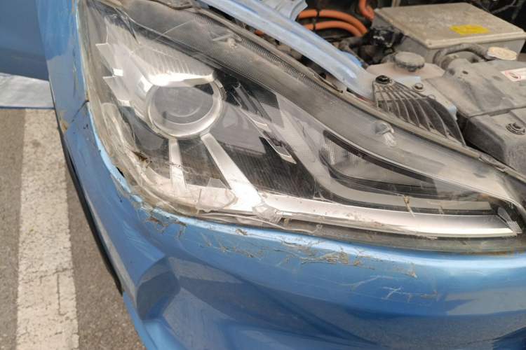 Used NETA V 2022 Chao 400 Lite Right Front Headlight
