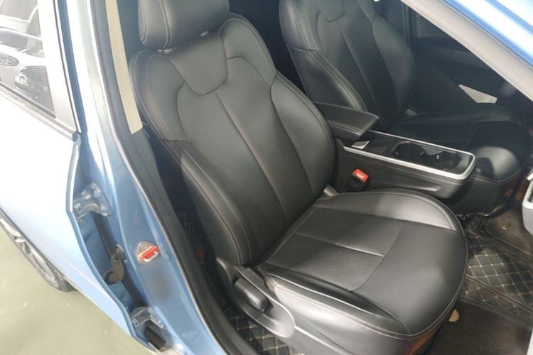 Used NETA V 2022 Chao 400 Lite Right Front Seat