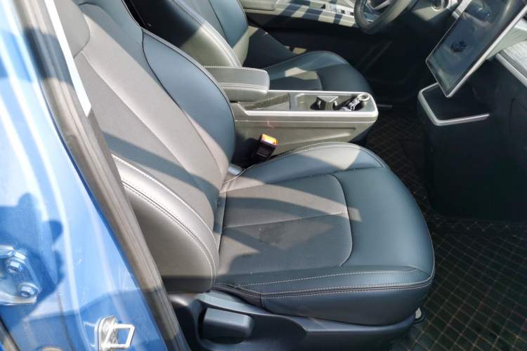 Used NETA V 2022 Chao 400 Lite Right Front Seat