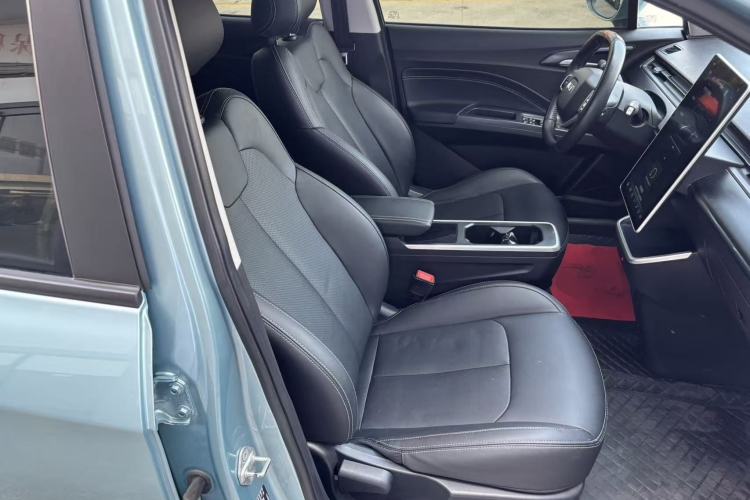 Used NETA V 2022 Chao 400 Lite Right Front Seat