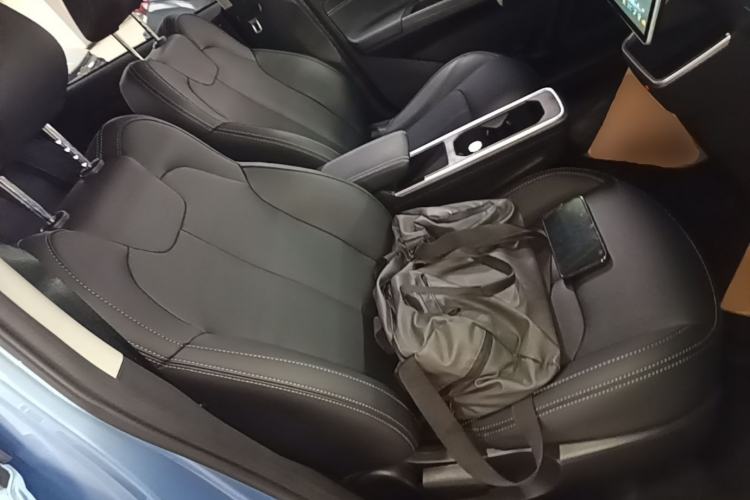 Used NETA V 2022 Chao 400 Lite Right Front Seat
