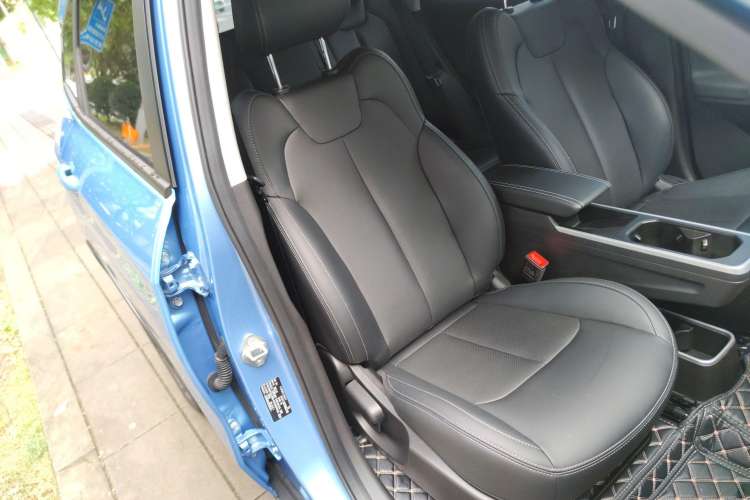 Used NETA V 2022 Chao 400 Lite Right Front Seat
