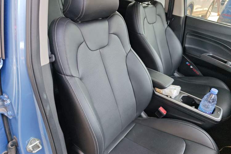 Used NETA V 2022 Chao 400 Right Front Seat