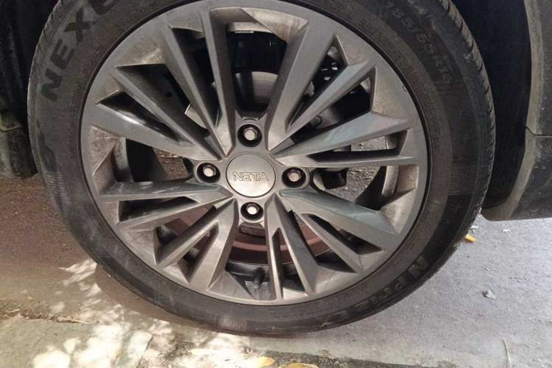 Used NETA V 2022 Chao 400 Lite Right Front Wheel Hub