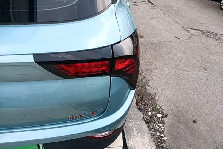 Used NETA V 2022 Standard Range Industry Custom Edition Right Rear Taillight