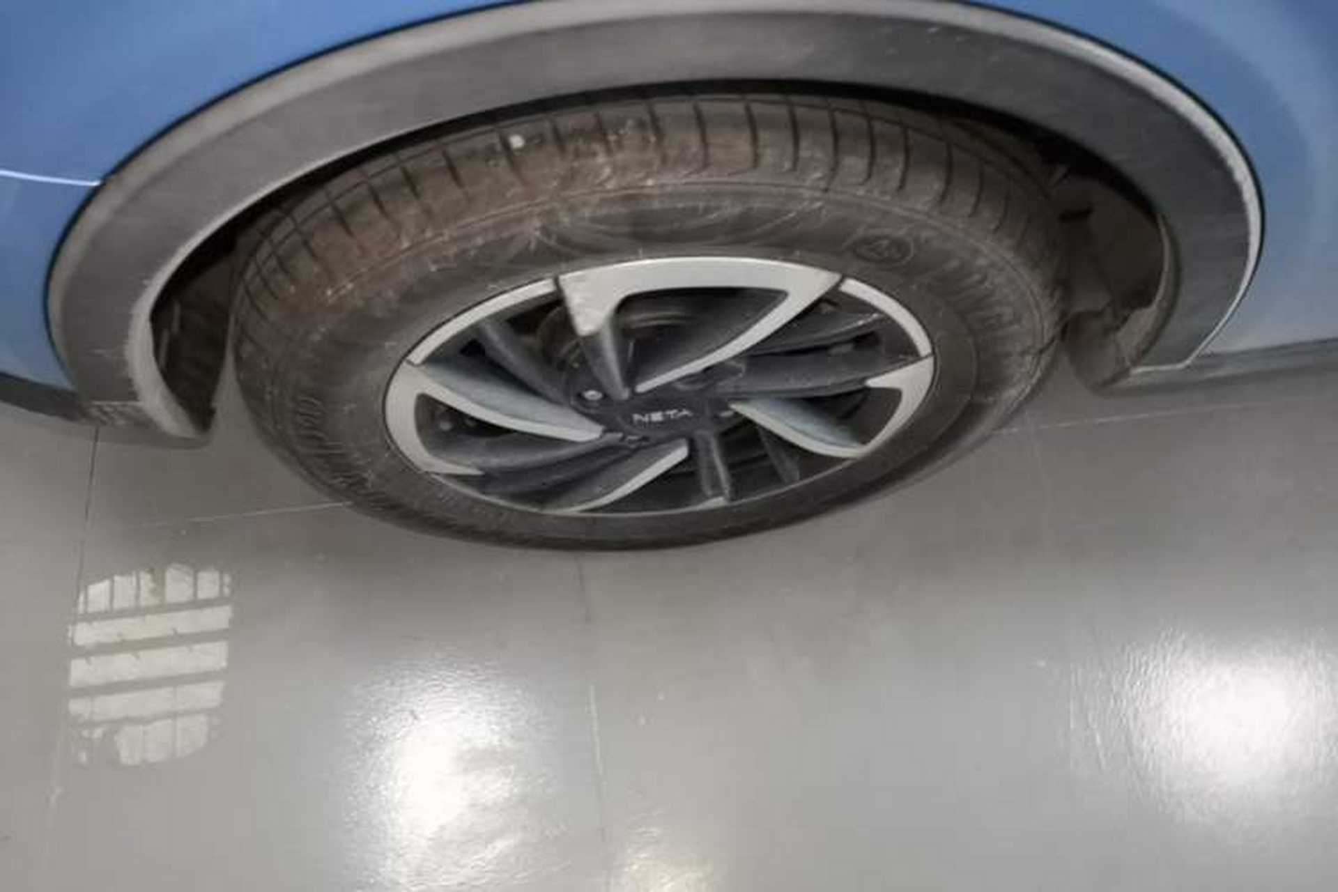 Used NETA V 2022 Long-Range Industry Custom Edition Right Rear Wheel Hub