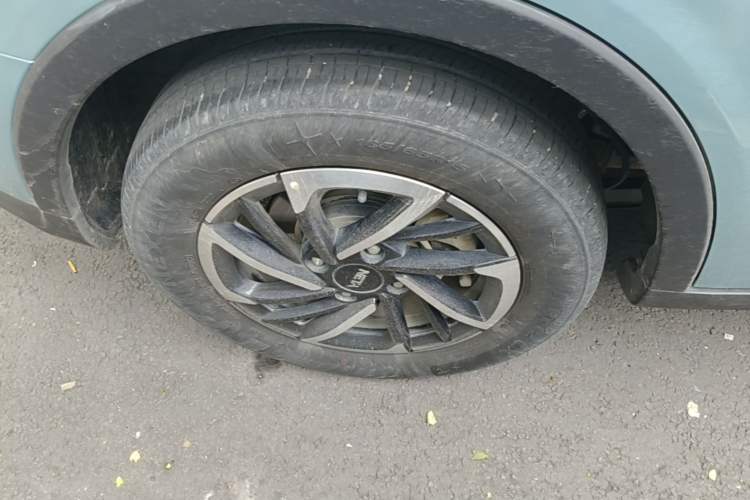 Used NETA V 2022 Long-Range Industry Custom Edition Right Rear Wheel Hub