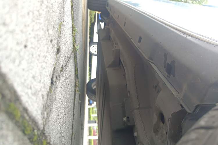 Used NETA V 2022 Chao 400 Lite Right Side Sill