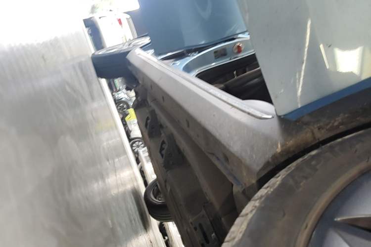 Used NETA V 2022 Chao 400 Lite Right Side Sill