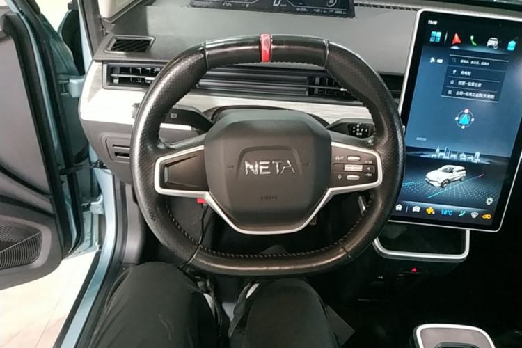 Used NETA V 2022 Chao 300 Lite Lithium Iron Phosphate Steering Wheel