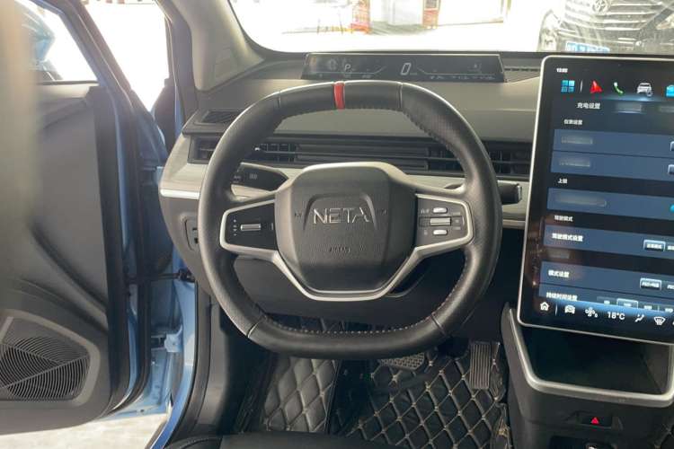 Used NETA V 2022 Long-Range Industry Custom Edition Steering Wheel