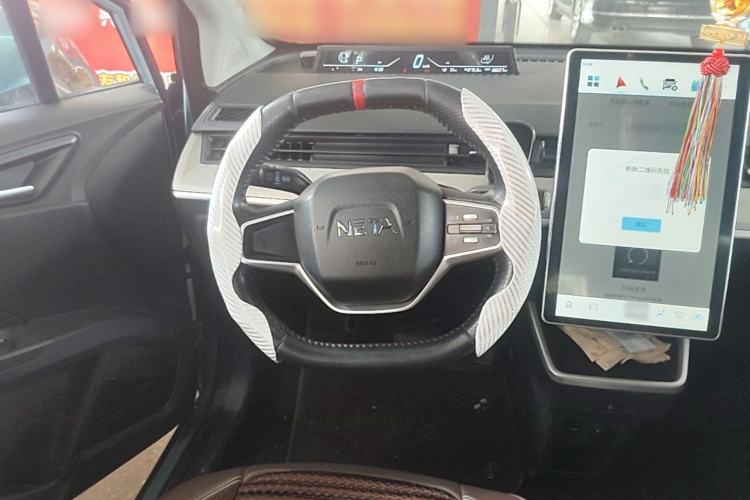 Used NETA V 2022 Standard Range Industry Custom Edition Steering Wheel