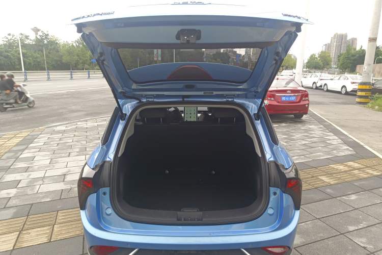 Used NETA V 2022 Chao 400 Lite Trunk