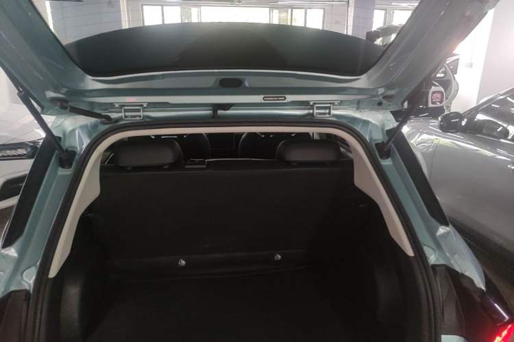 Used NETA V 2022 Chao 400 Lite Trunk