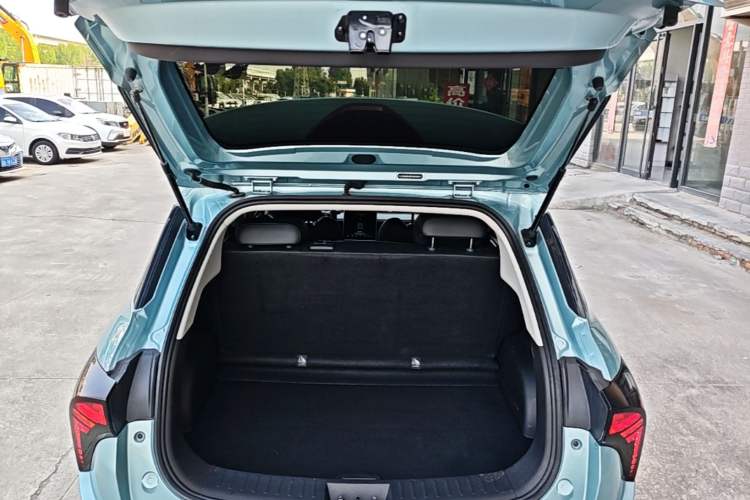 Used NETA V 2022 Chao 400 Lite Trunk