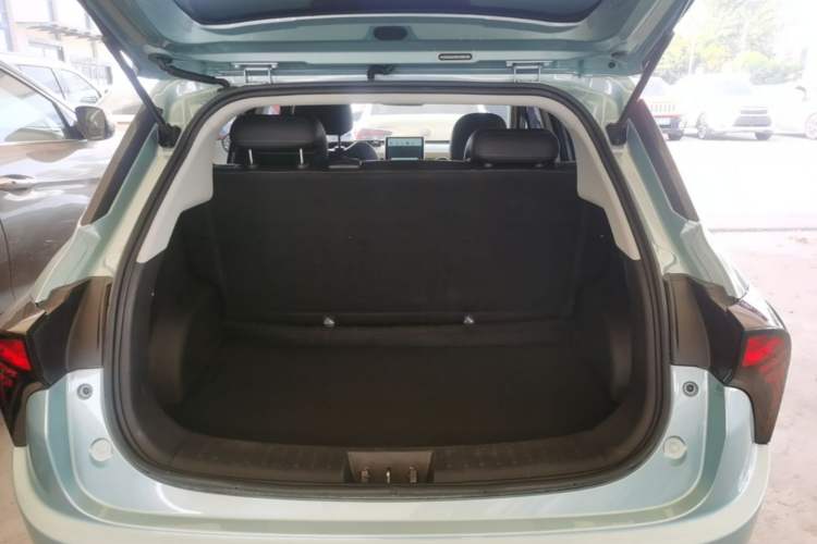 Used NETA V 2022 Chao 400 Lite Trunk
