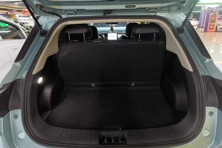 Used NETA V 2022 Chao 400 Lite Trunk