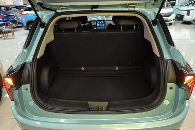 Used NETA V 2022 Chao 400 Lite Trunk