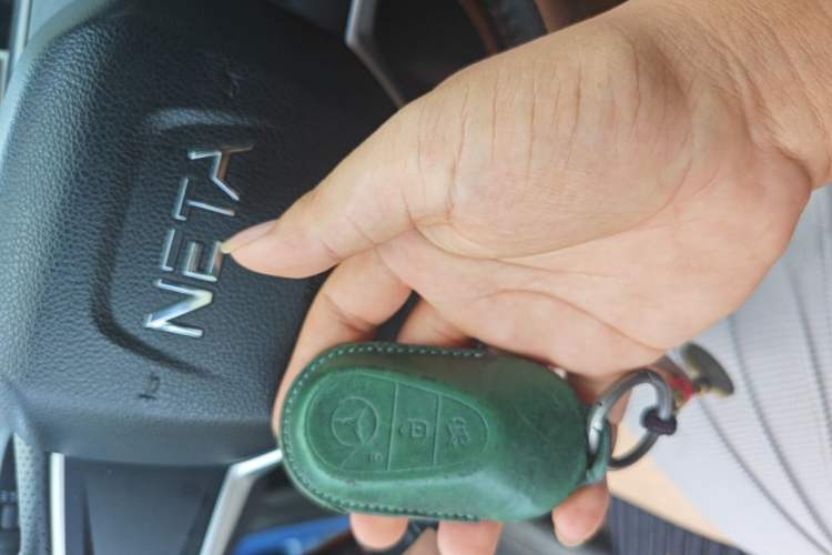 Used NETA V 2022 Chao 300 Lite Lithium Iron Phosphate Vehicle Key