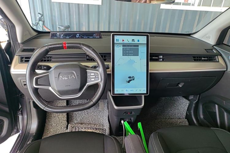 Used NETA V 2022 Chao 300 Lite Ternary Lithium Center Console